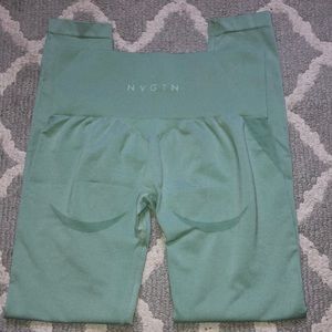 Sage Green Contour Seamless Leggings